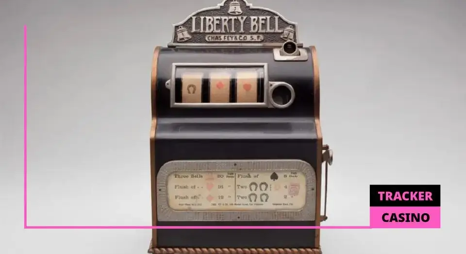 История слотов: оригинальный игровой автомат колокол 